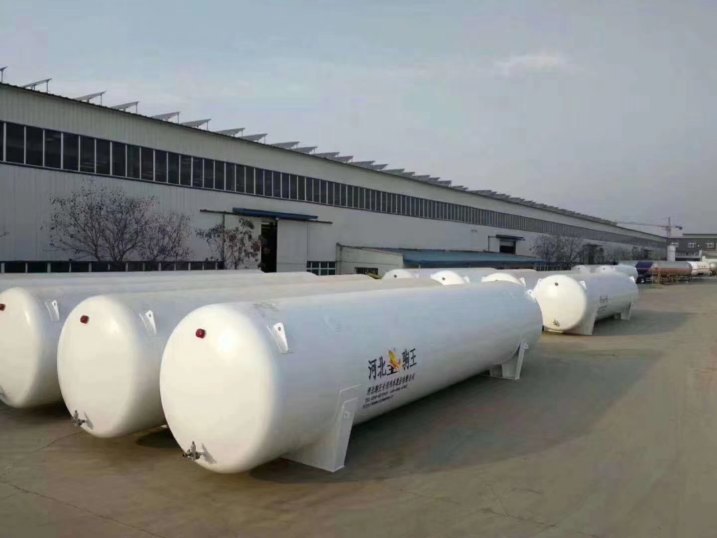 Резервуары для хранения спг. Резервуары для хранения спг. Мембранные резервуары спг gtt. Изотермические резервуары хранения спг. Хранение спг в резервуарах.