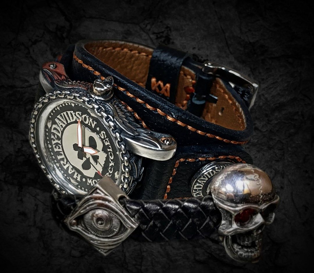 кожаный браслет с серебром, кожаный браслет мужской с серебром, кожаный браслет на руку с серебром.