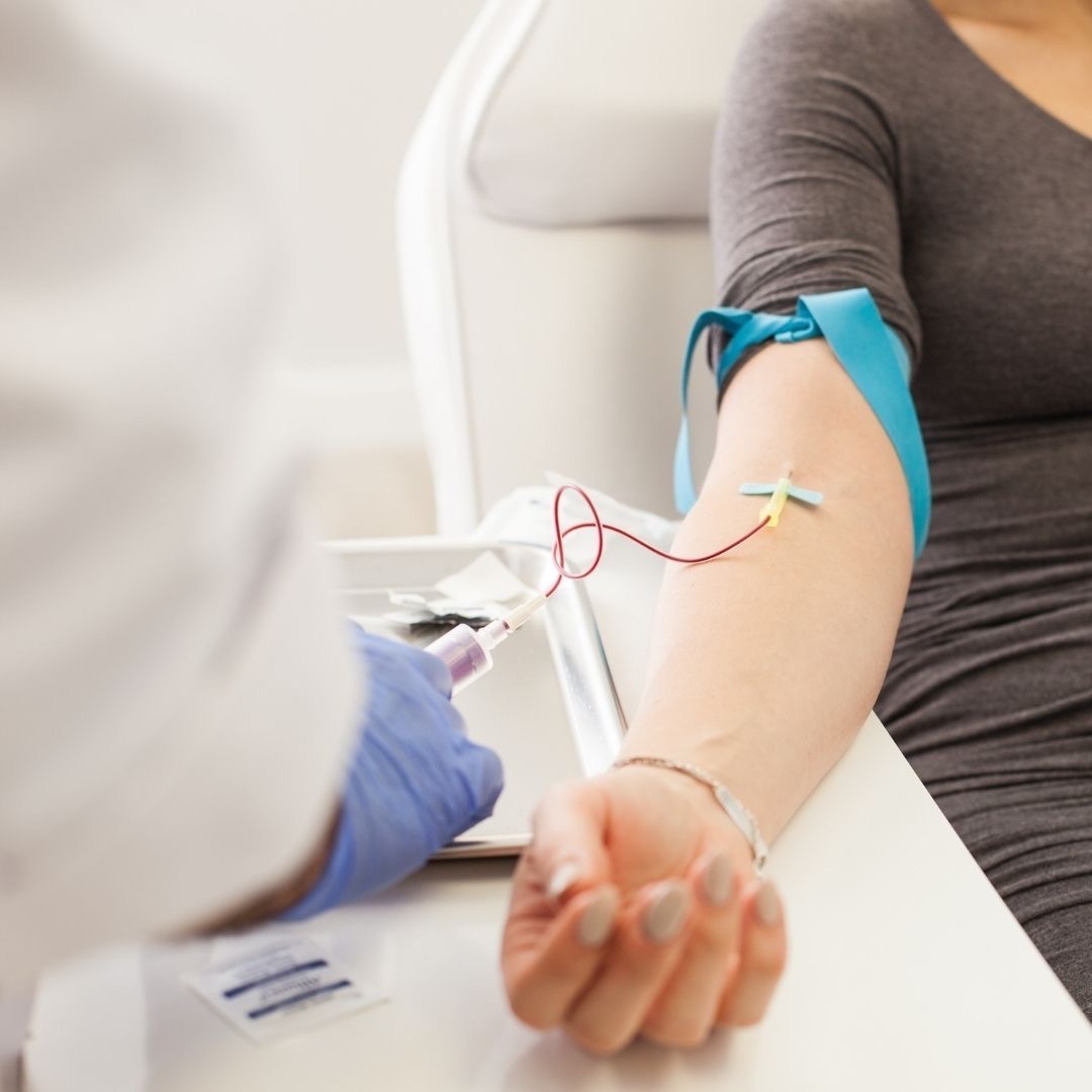 Сдача анализа АМГ для оценки овариального резерва донора