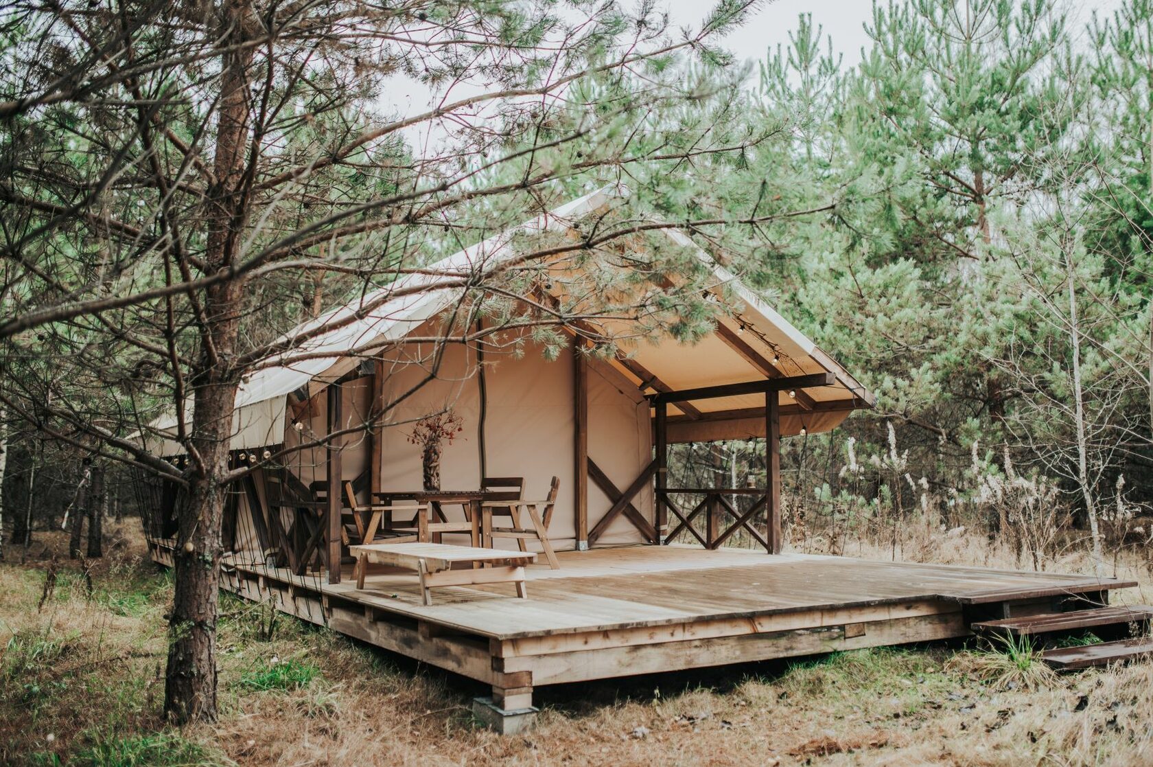 Глэмпинг гордиково. Глэмпинг «майтри кэмп». Глэмпинг жизнь угра. Кемпинг в национальном парке угра. Калужская область, деревня звизжи, дом 1.