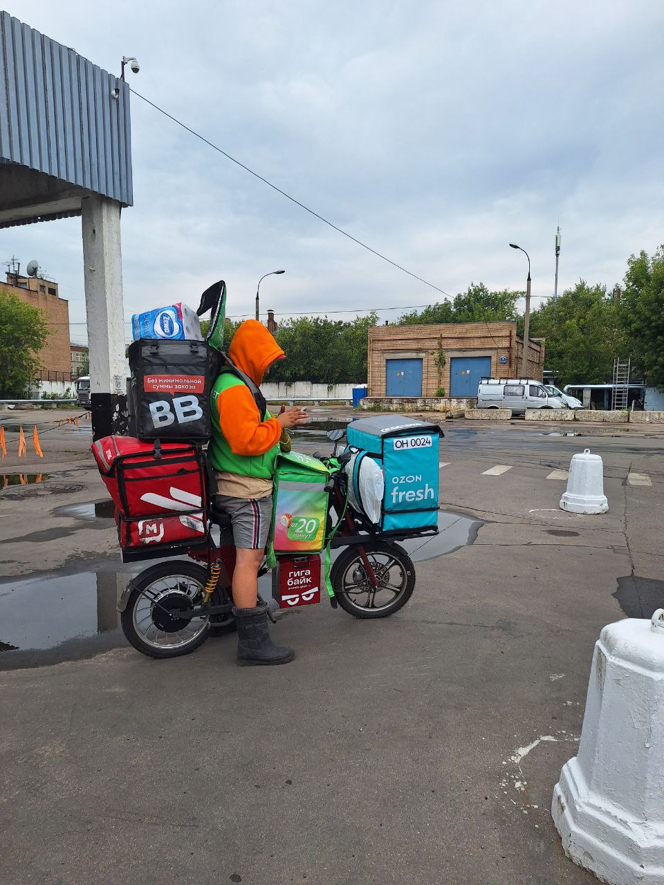 Аренда электровелосипедов для курьеров с зимней акб на 120 кмАренда электровелосипедов для курьеров с зимней акб на 120 км