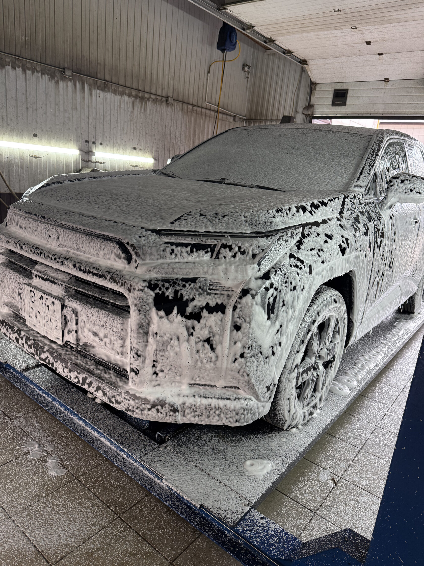 Антикорозийка днища автомобиля