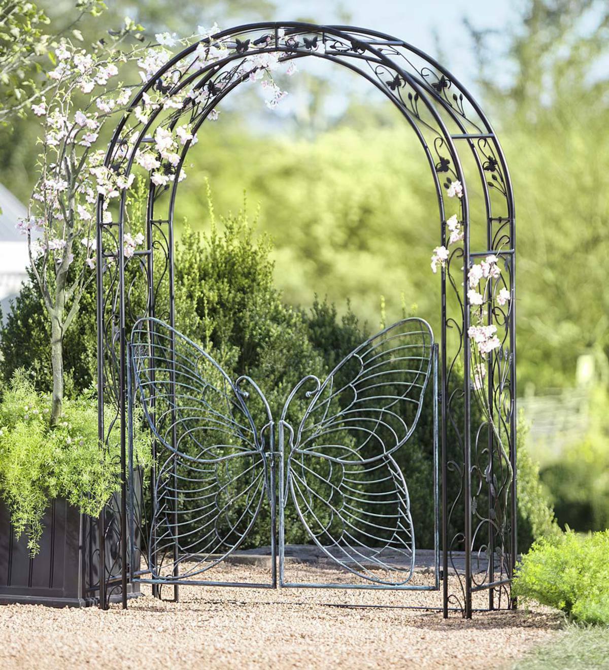 Садовая арка пергола из металла