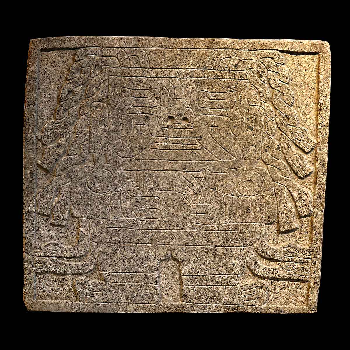 Рельефное изображение божества с двумя видами раковин в руках (стромбус в правой руке, спондилюс в левой руке). Культура Чавин. Коллекция Museo Nacional de Chavín.