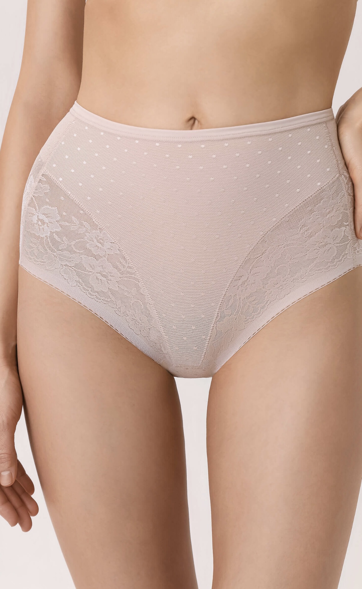 Трусики-кюлоты с корректирующим эффектом из линии Figure