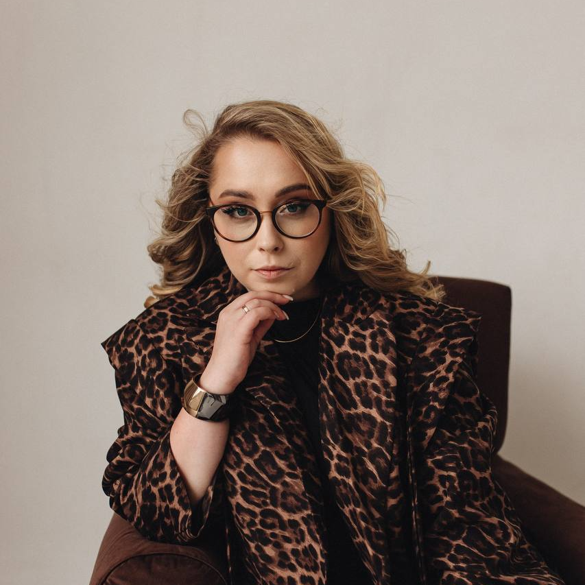 Екатерина Лаврикова Вадимовна руководитель юридической компании. Основатель Академии по лицензированию