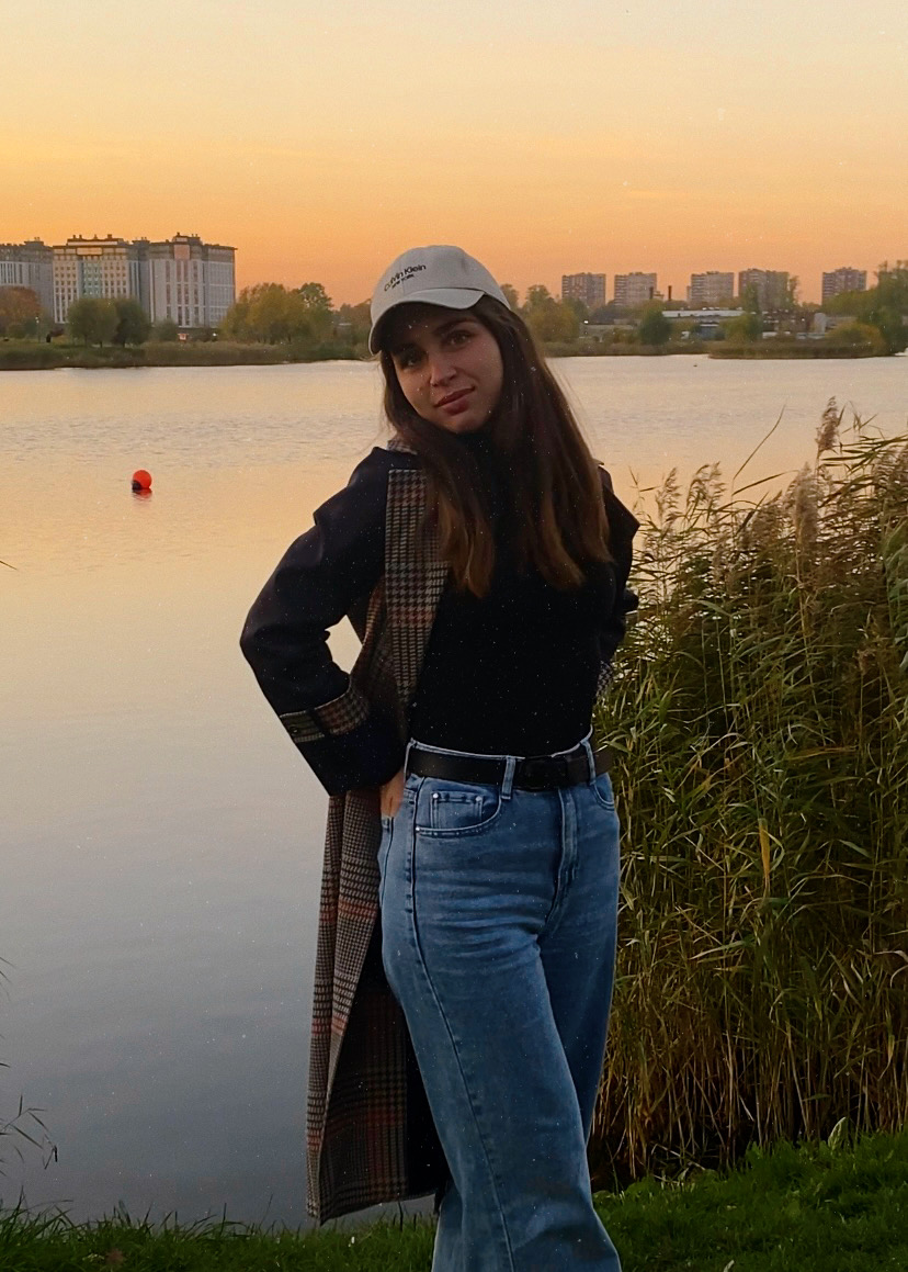 Арина Макаева
