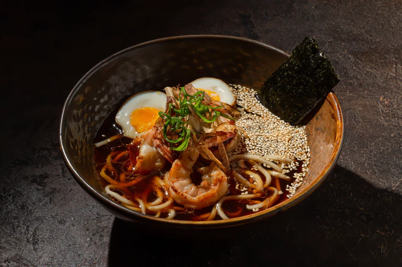 Рамен с уткой омск. Фо бо рамен. Фо (суп). Рамен с говядиной. Фо бо рамен.