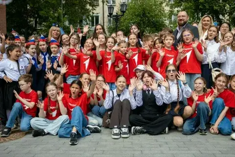 команда первичного отделения Приключения Первых