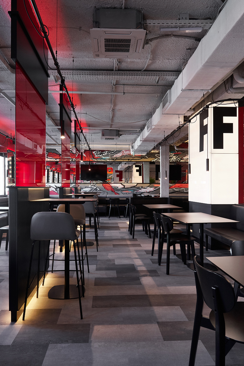 интерьер ресторана посадка гостей зал