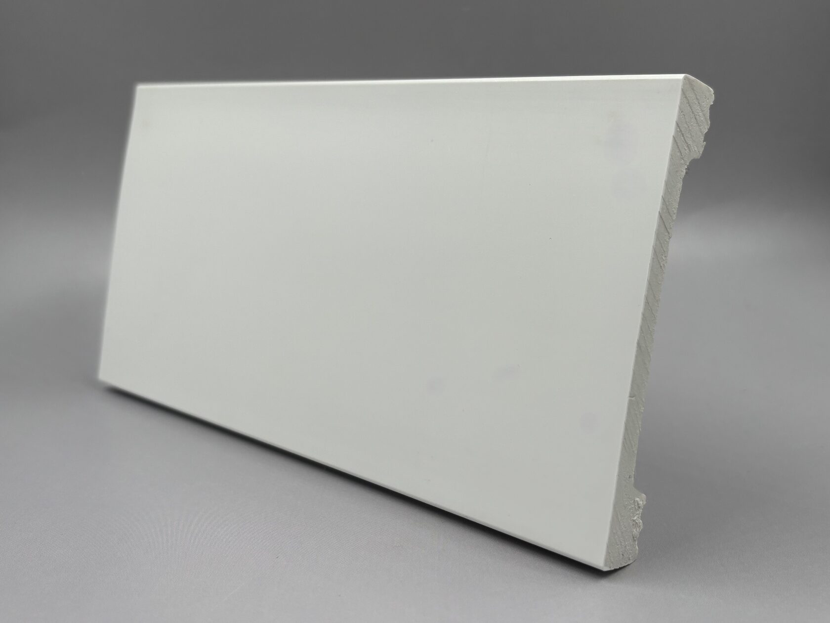 Плинтус из полистирола высокой плотности Волшебная палочка MSPOL 203 100*15*2000 мм Белый под покраску