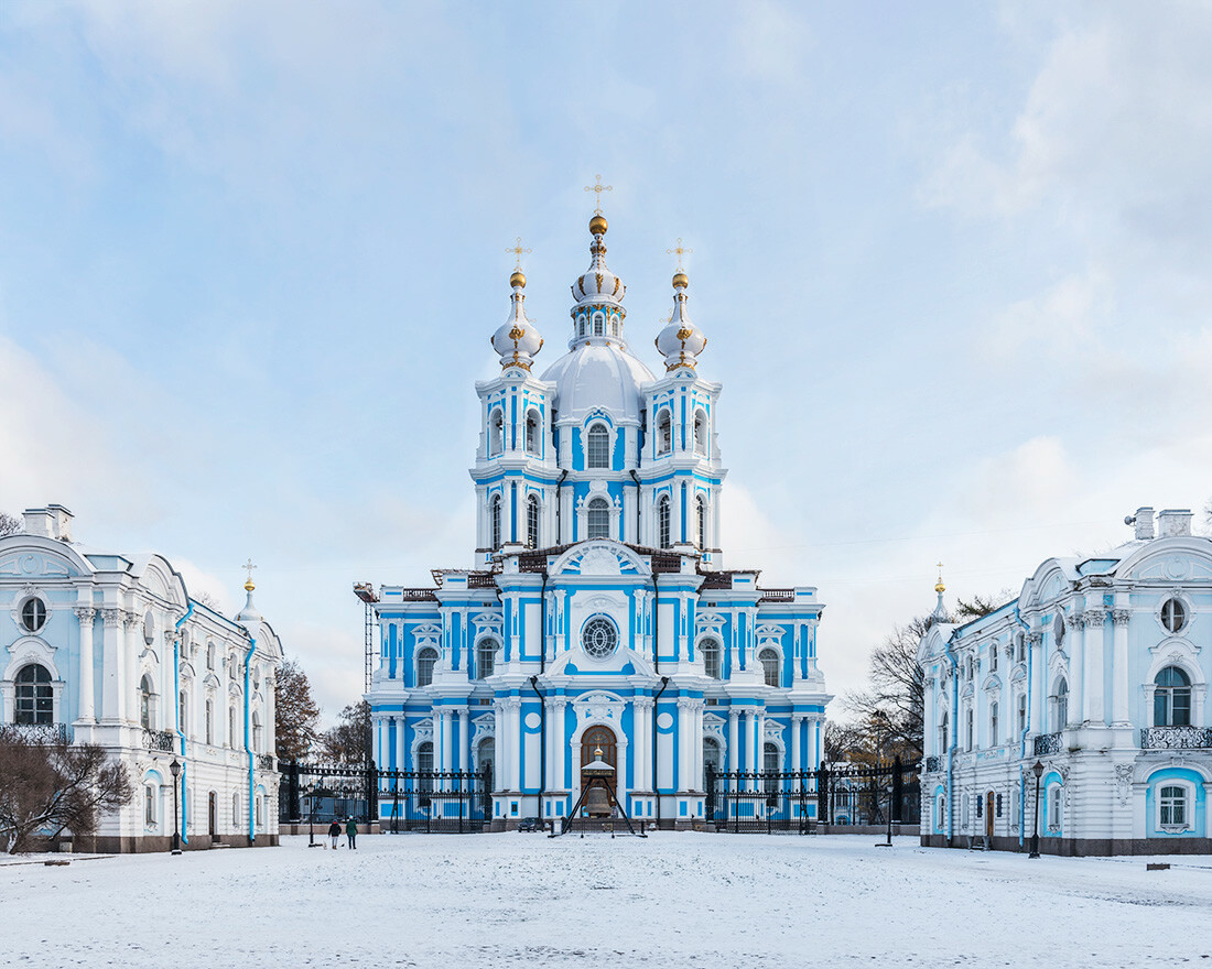 смольный собор в питере