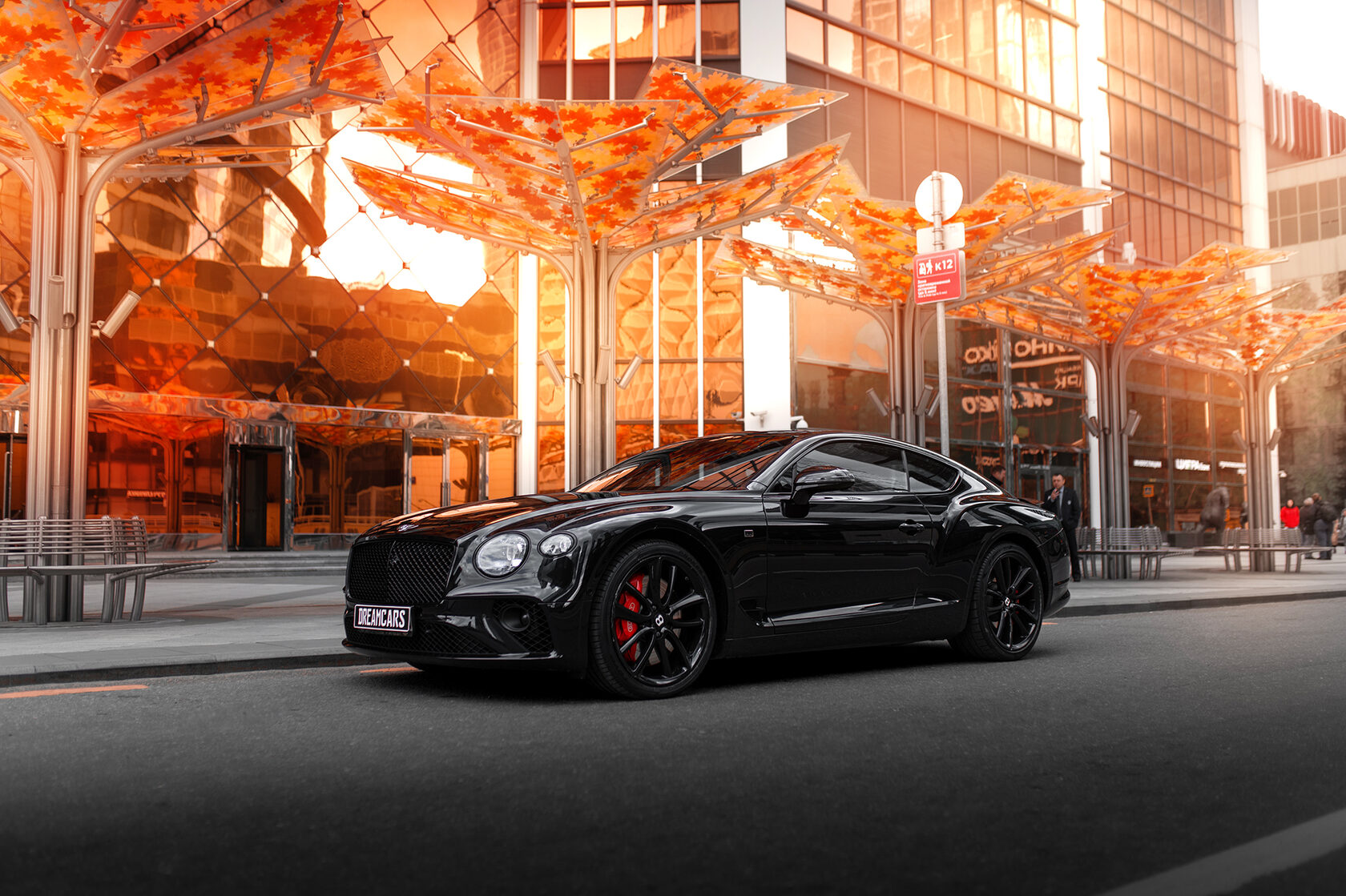 Аренда Bentley, прокат автомобилей Бентли в Москве - MoscowDreamCars