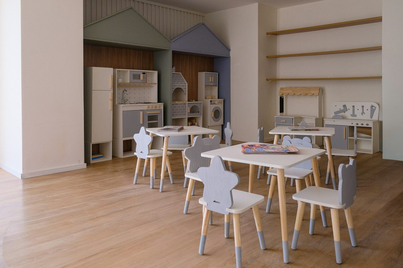 Дети в Монтессори-среде