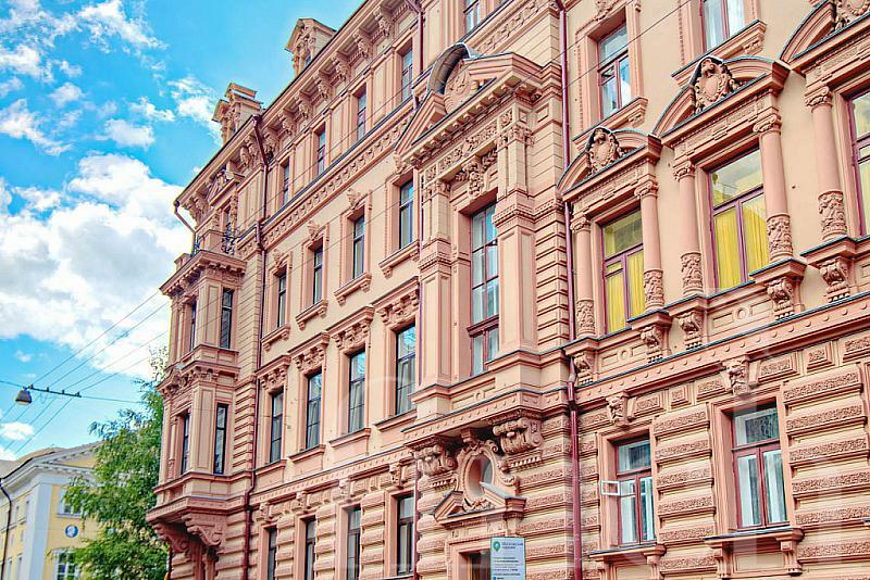 Фотографии коммерческой недвижимости на продажу в Москве город по адресу Романов