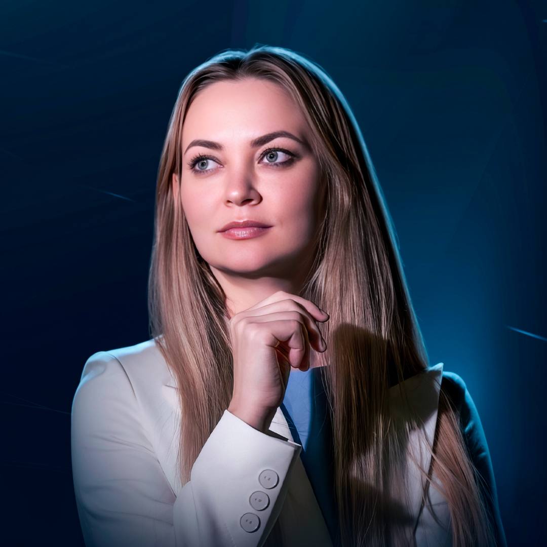 Кира Постол