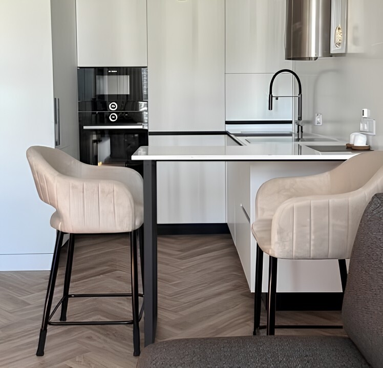 полубарные стулья для кухни