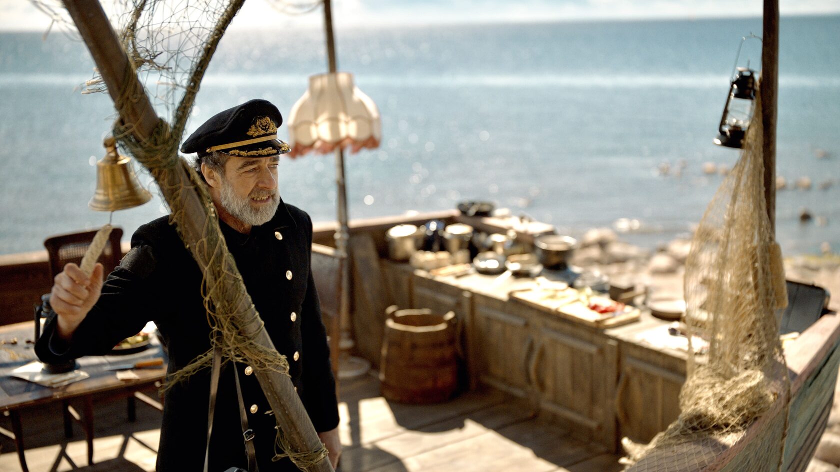Still 4 from Groom from Mars