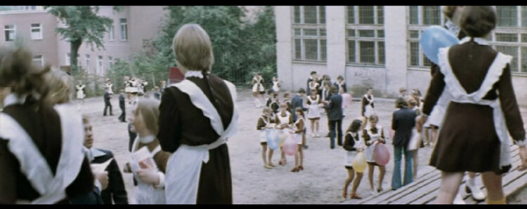 Фото из фильма школьный вальс