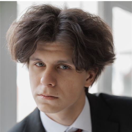 Устьянцев Семен, стобалльник ЕГЭбурга