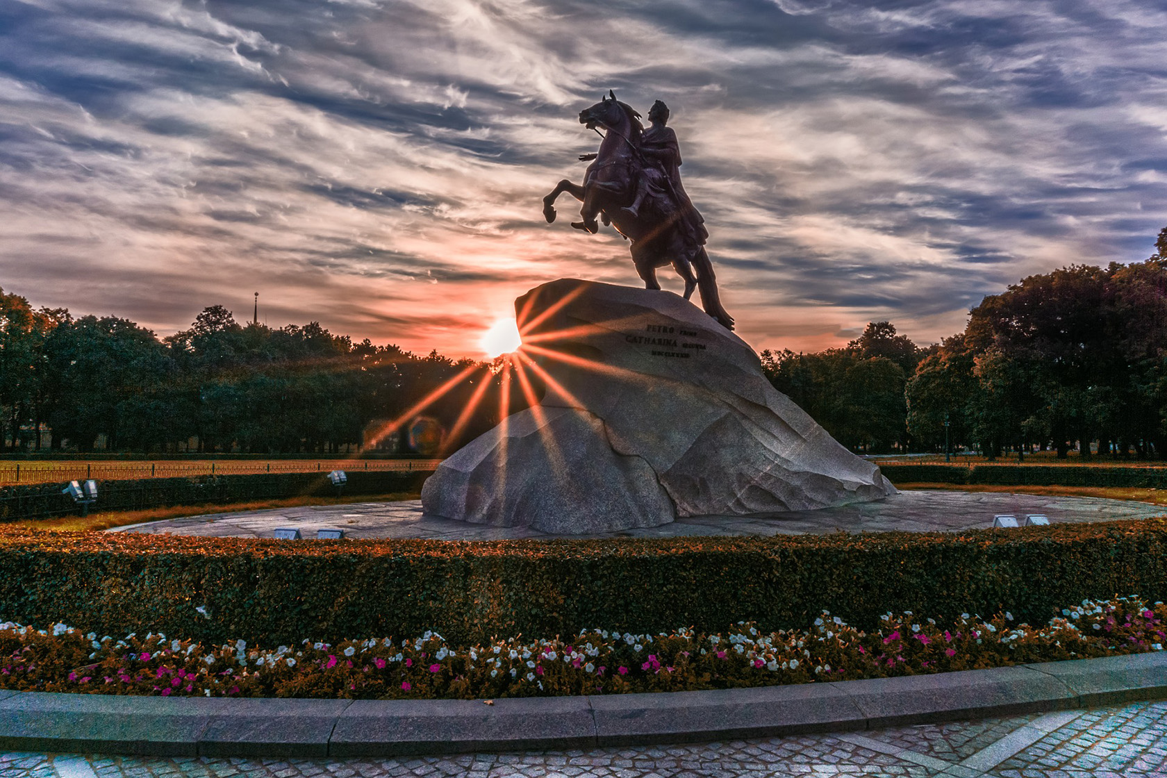 памятник петру i в санкт петербурге