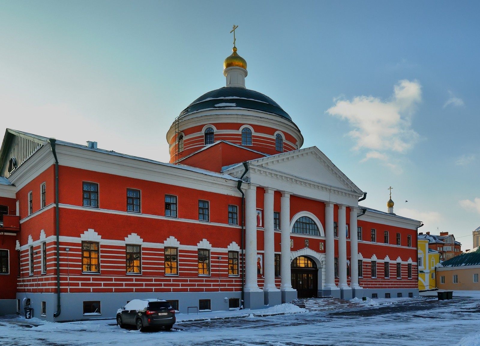 крестовоздвиженский храм в казани