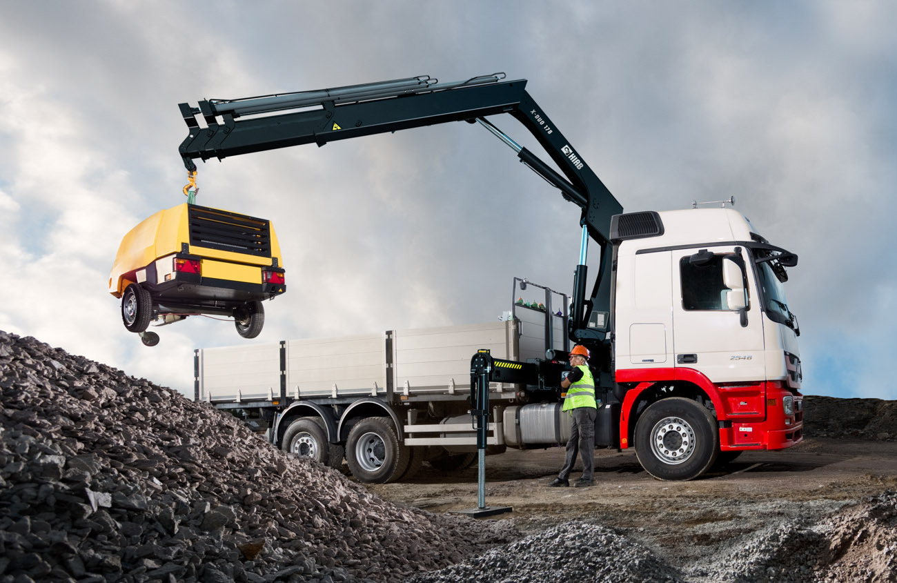 Услуги манипулятора. Hiab 650. Хиаб 178. Hiab 200c. Манипулятор Хиаб 300.