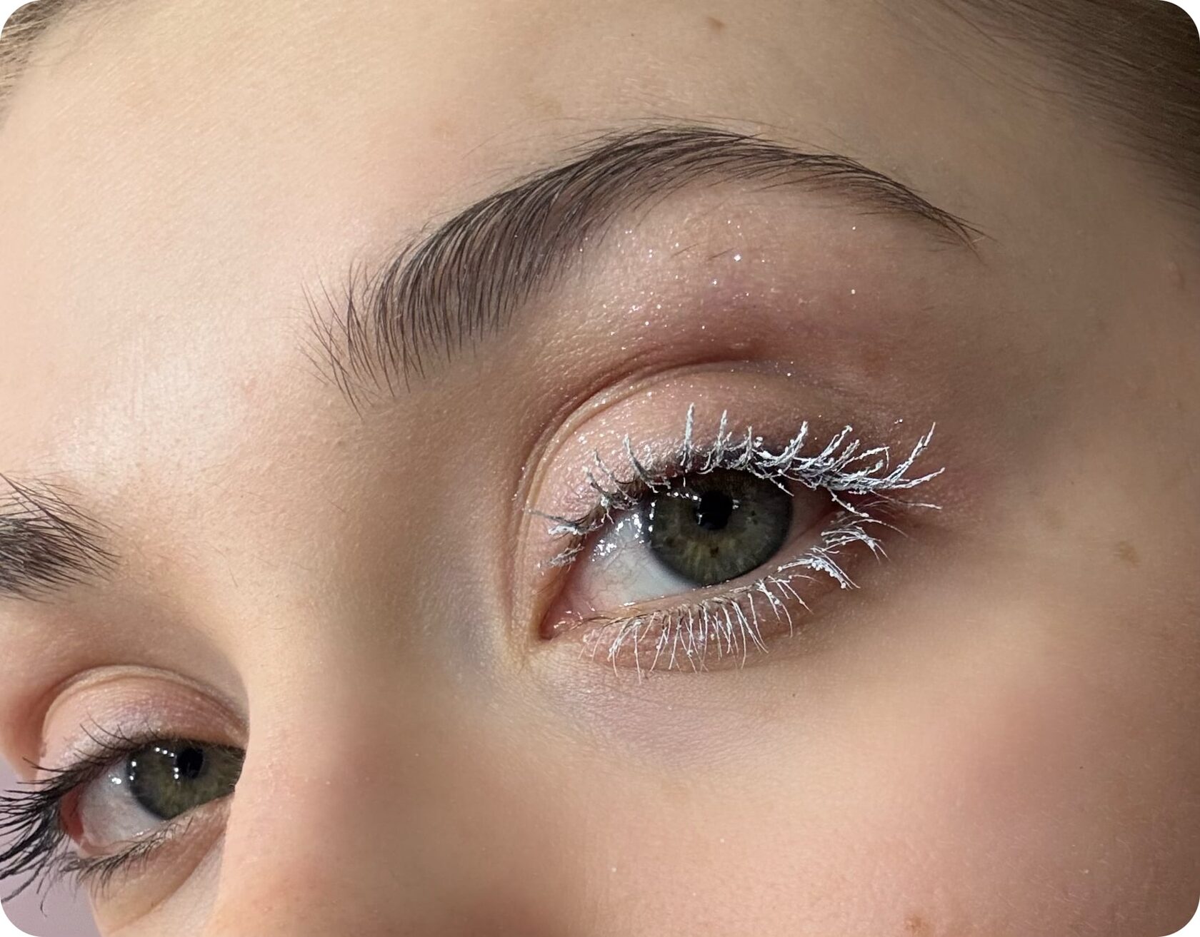 Ресницы с блестками