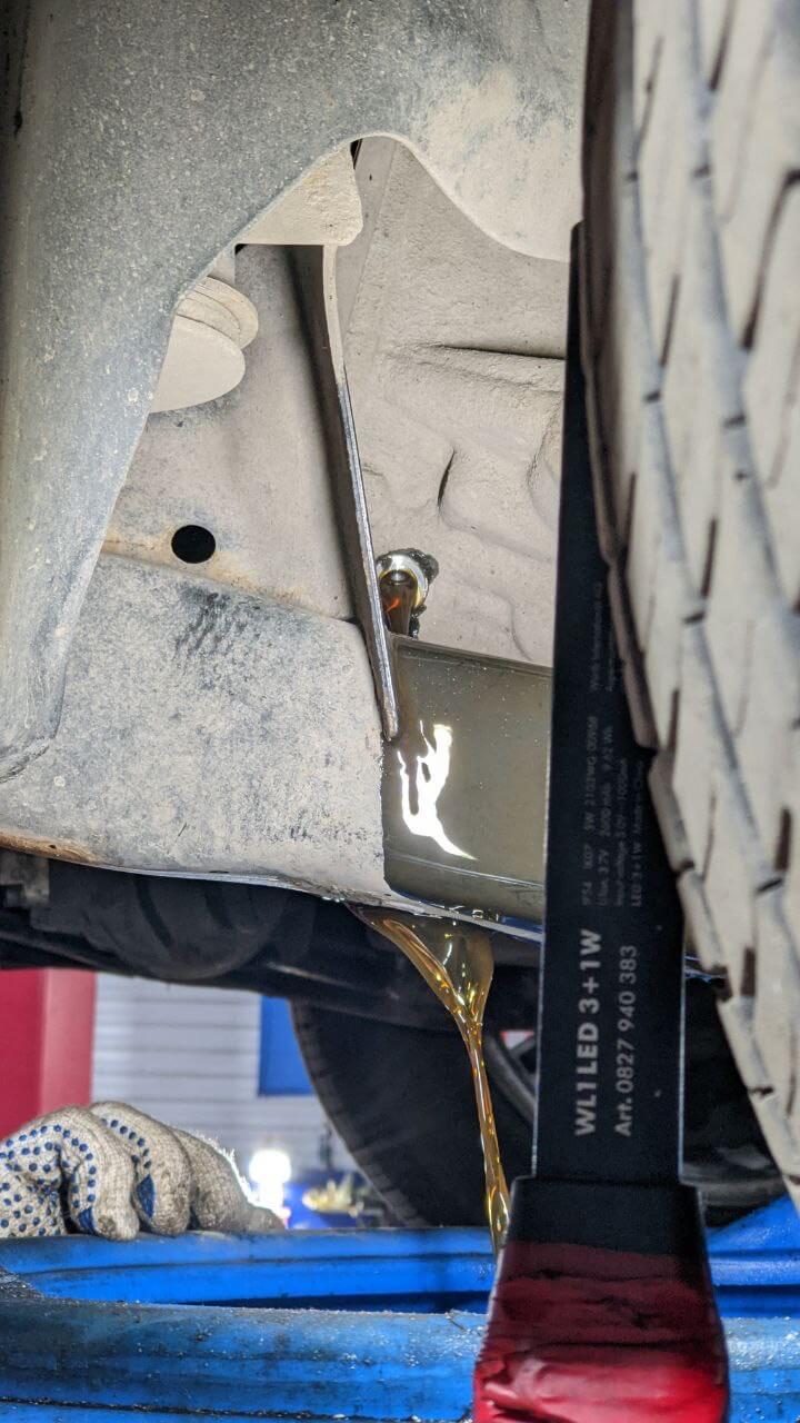 Слив масла из второй секции DSG