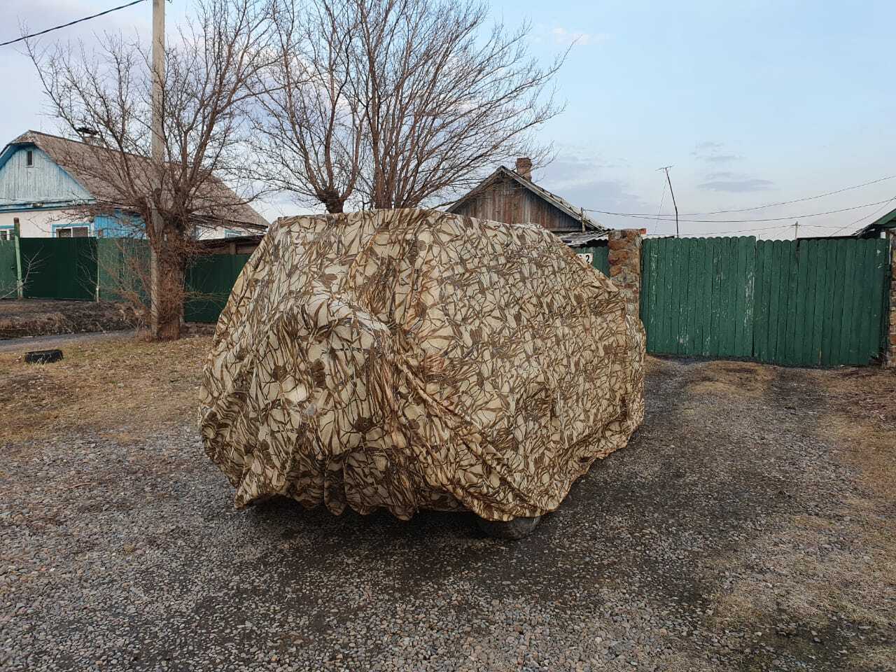 Маскировочная сеть чехол для автомобиля на охоте