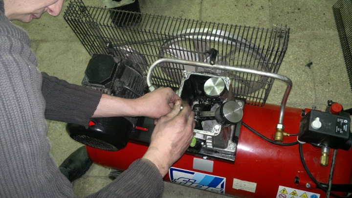 ремонт двухпоршневого компрессора