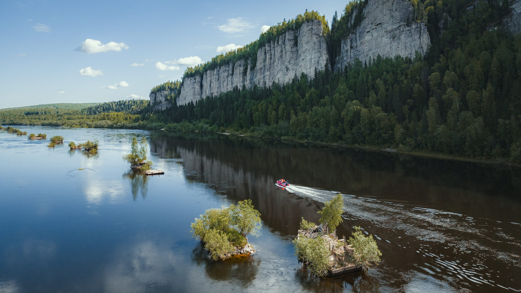 Ветлан пермский край зимой. Полюд, ветлан и красавица вишера. Ветлан экскурсии. Красновишерск камень ветлан. Гора ветлан в красновишерске.