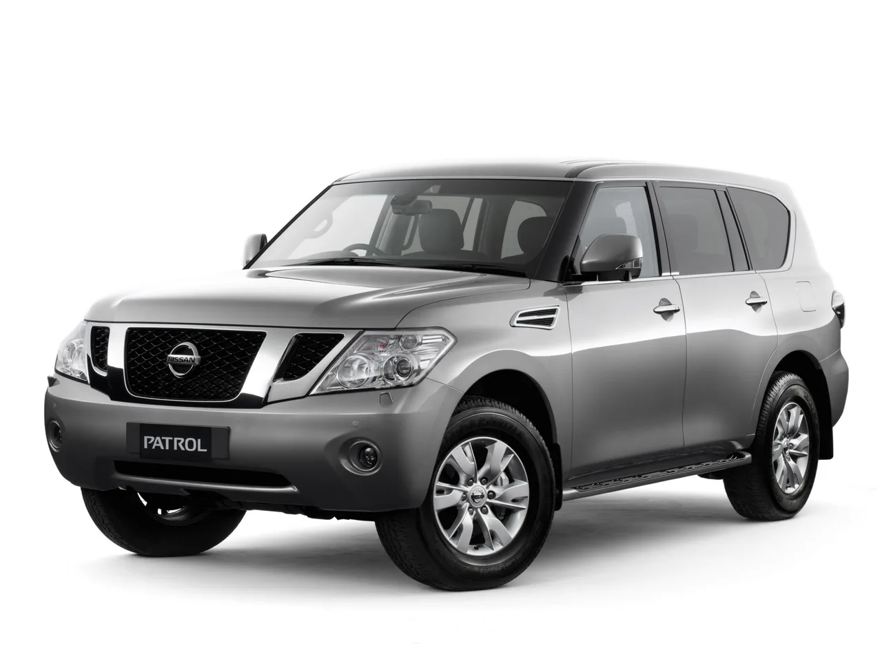 Nissan Patrol vi y62 2010