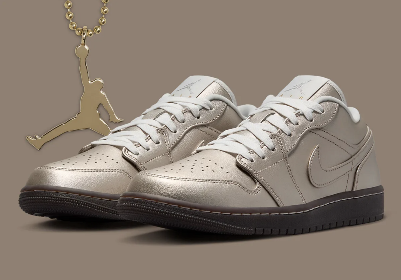 Nike air jordan 1 metallic best sale