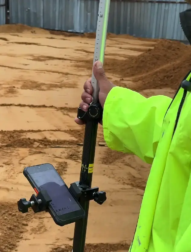 Инструментальная проверка грунта перед строительством