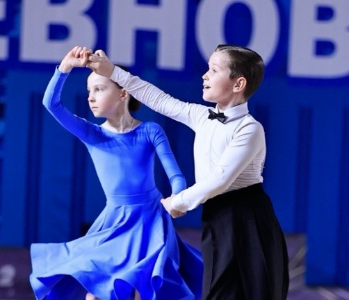 Школа бального танца — продолжающие