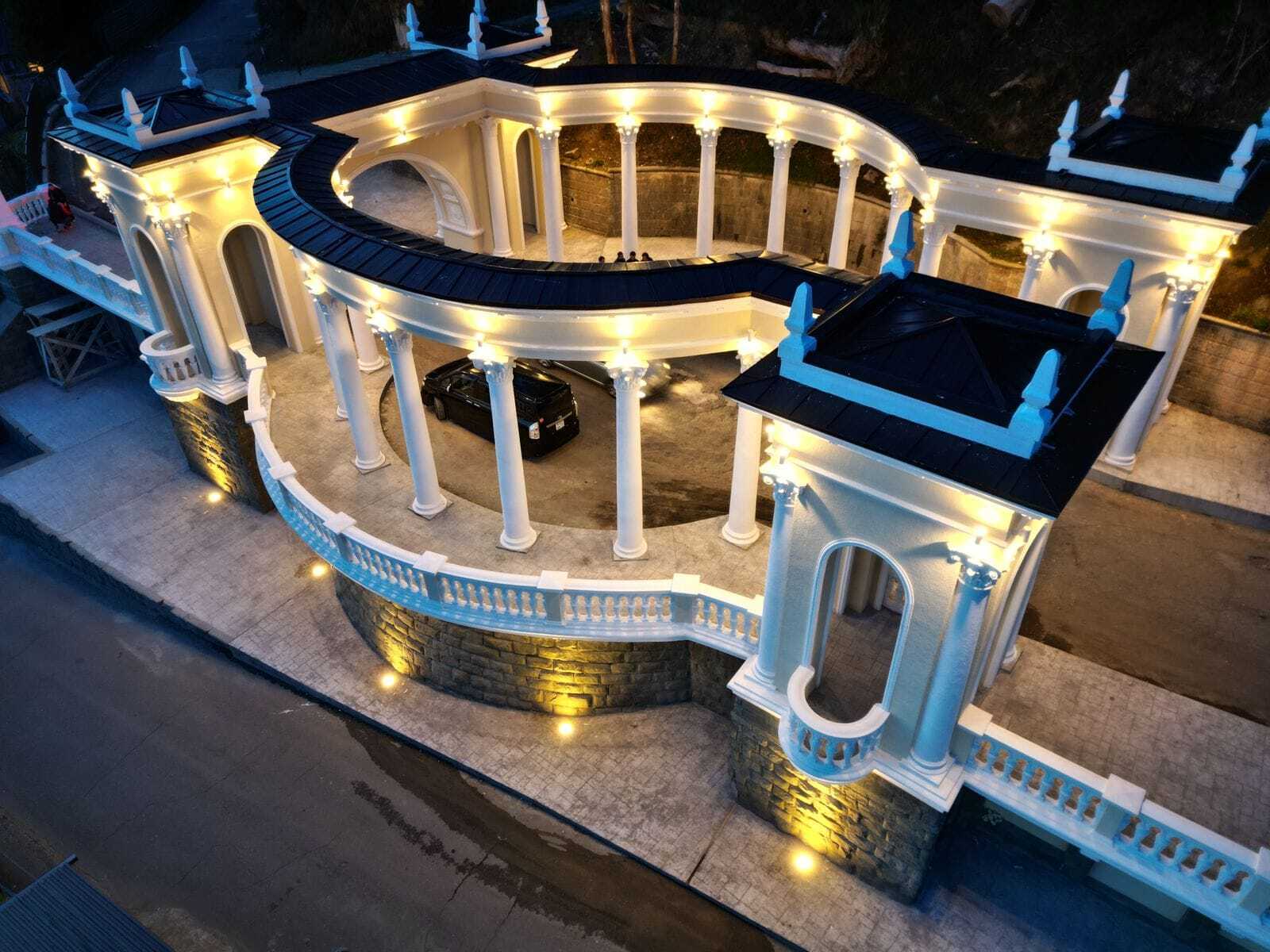 Смотровая площадка на горе