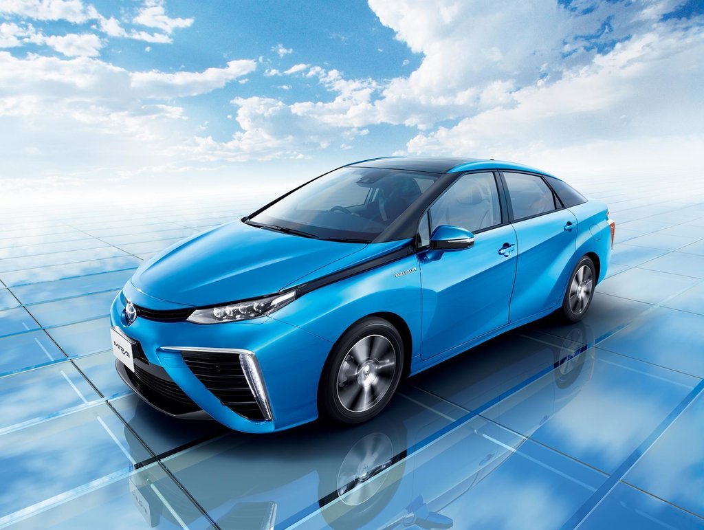 Toyota Mirai FCV 2015