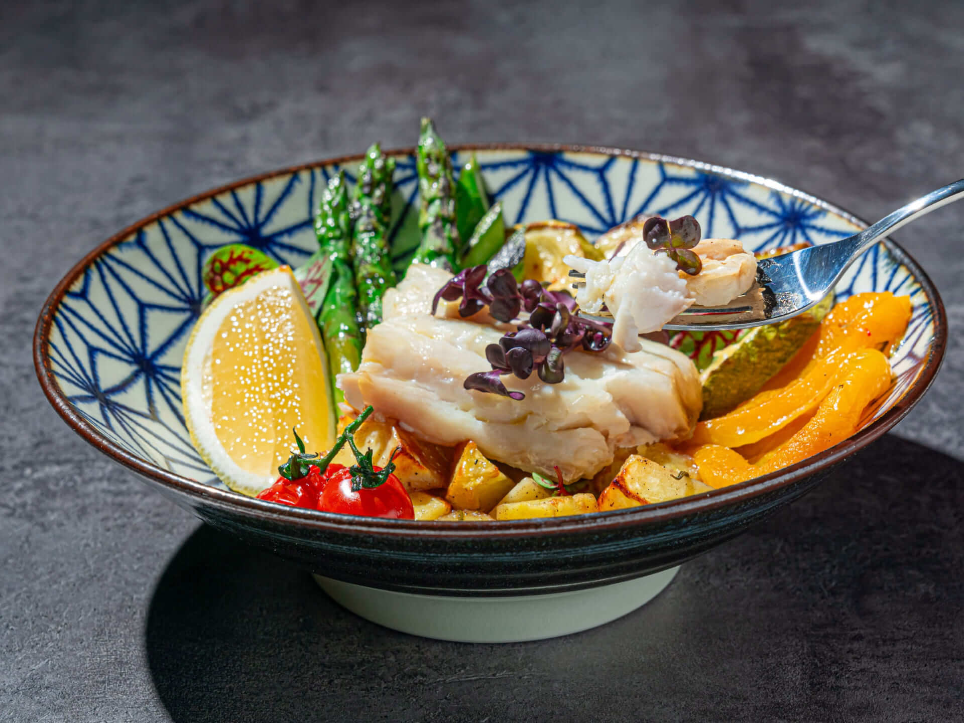 Треска с овощами гриль