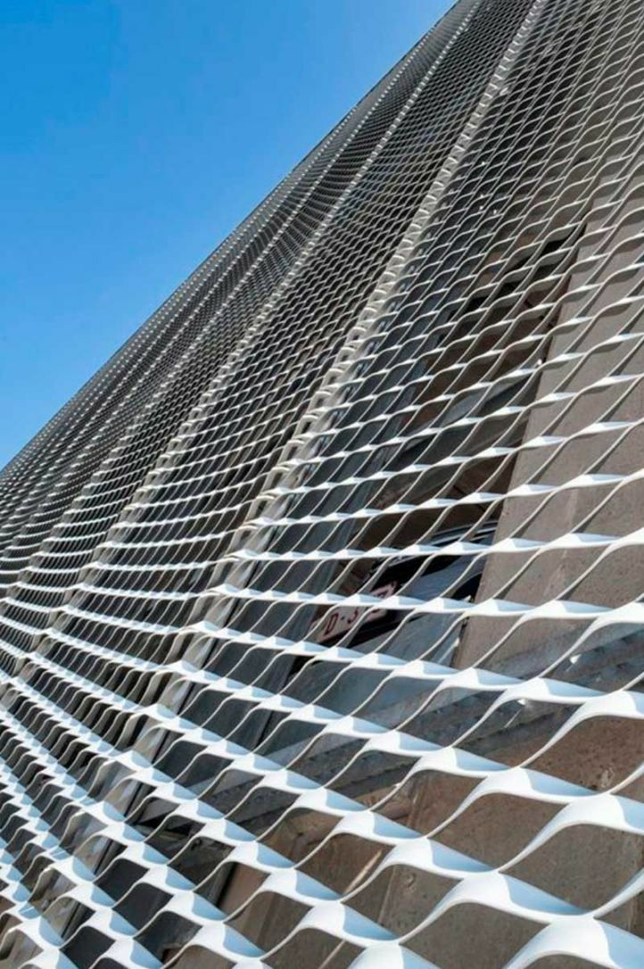 Вентилируемые фасады из металла в Санкт-Петербурге | РусЭнергоМаш