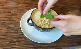 Приготовление крем-супа из цветной капусты со сливками: шаг 14