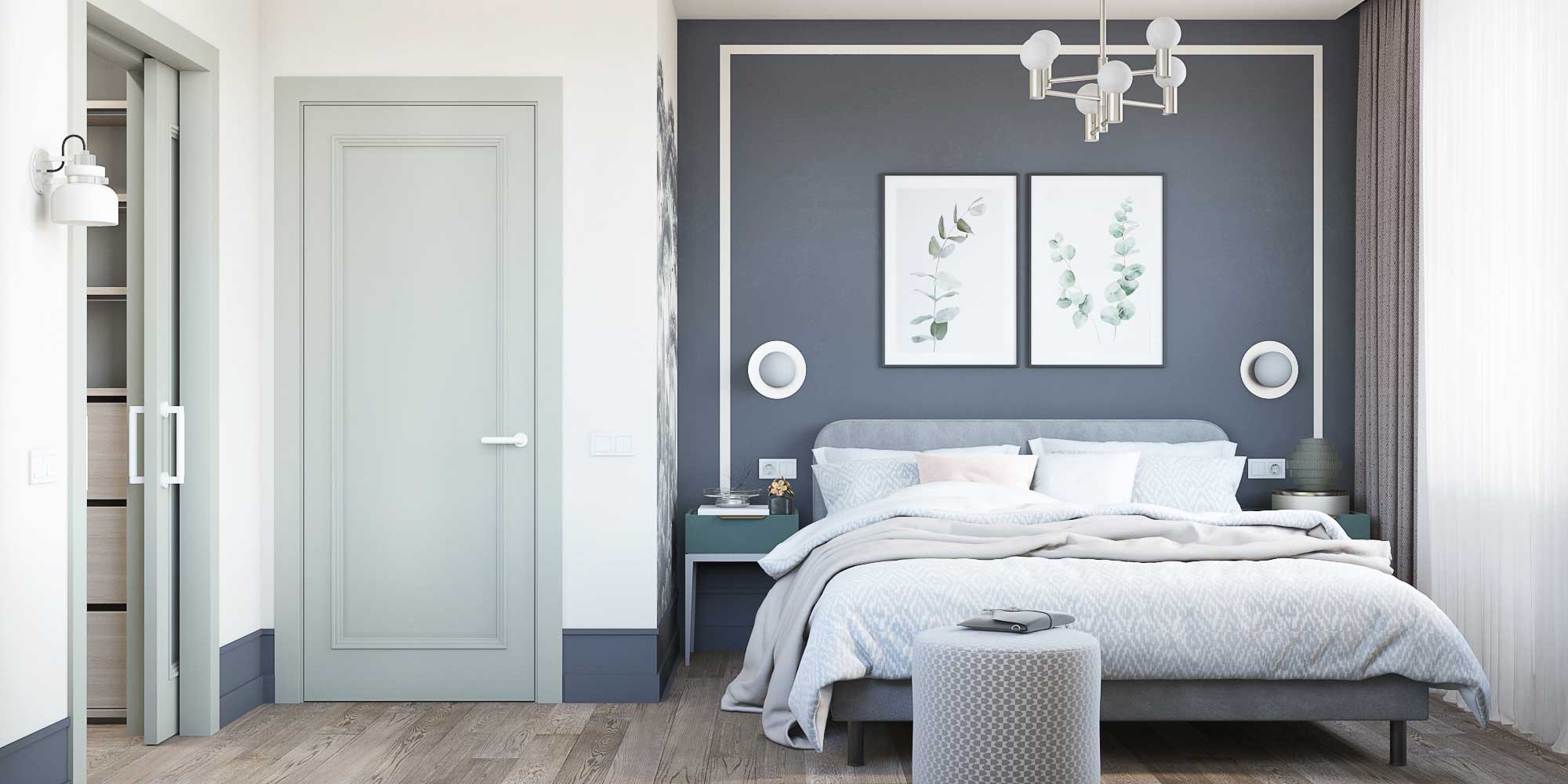Современная серая спальня с серой кроватью. Металлическая люстра с плафонами. Декоративная покраска стены в изголовье кровати. Настенные светильники над прикроватными тумбами. Вход в гардеробную через гостиную, раздвижные двери в гарднробную