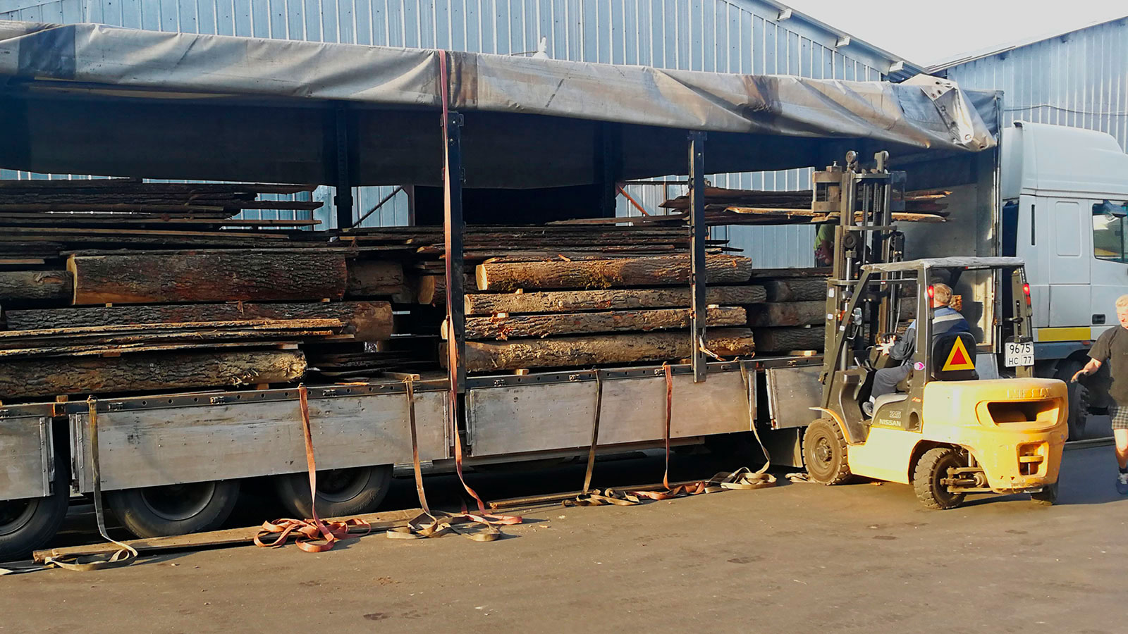 Разгрузка погрузка фур, выгрузка и перегрузка автокраном, погрузчиком в ...