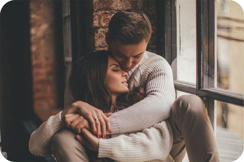 фото нанесения макияжа на лицо девушки 