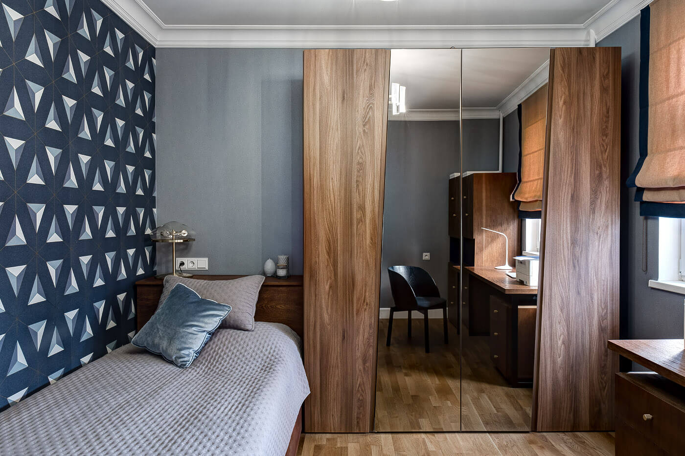 Новая Москва - Дизайн интерьера спальни, кровать, шкаф