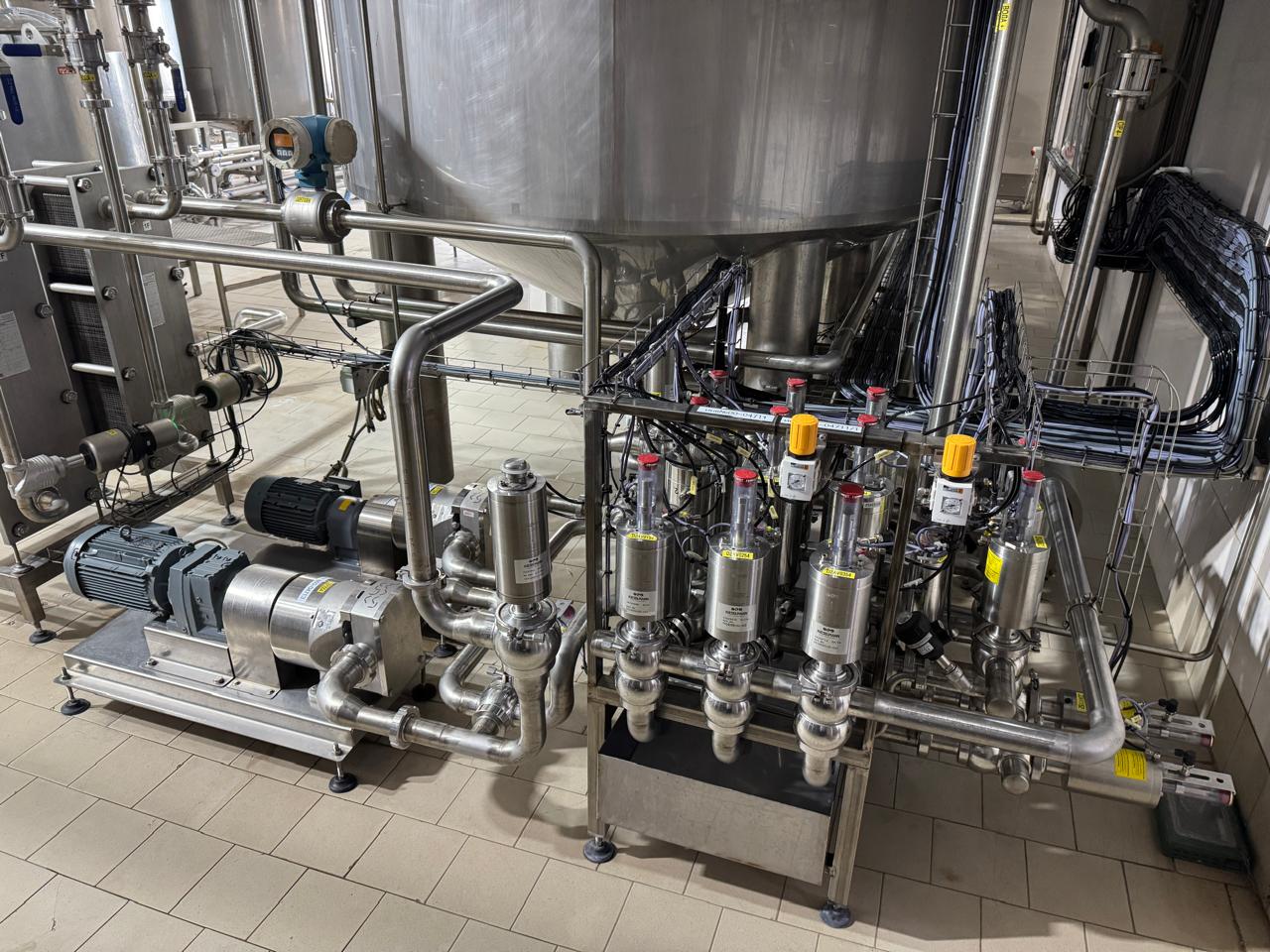 Комплектные пищевые линии под ключ для производства напитков, соков, молочных продуктов