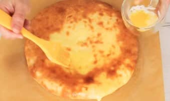 Приготовление осетинских пирогов с картошкой и сыром в духовке: шаг 21