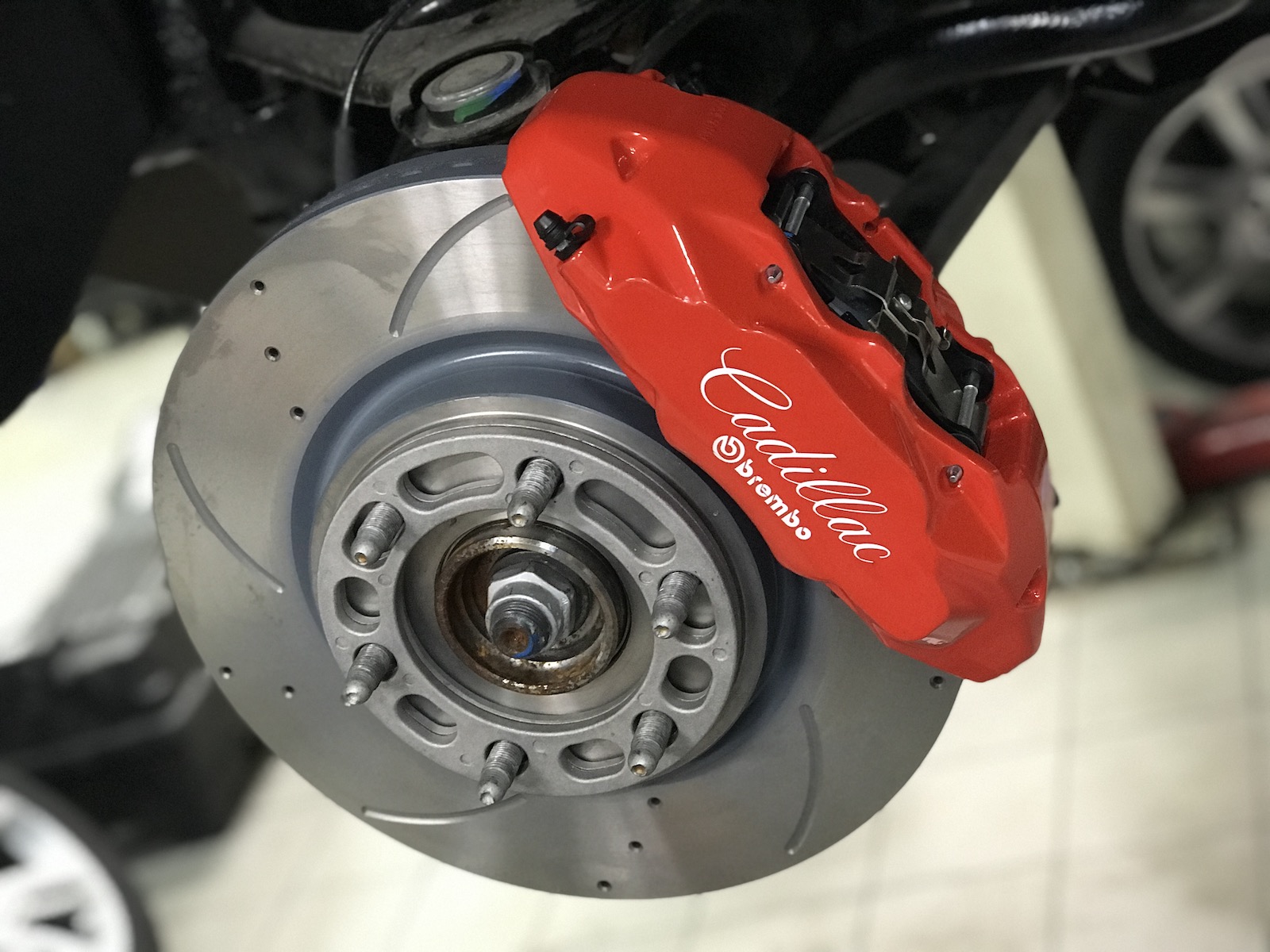 Суппорт это. Суппорт четырехпоршневой Брембо. BREMBO 08447210 тормозной диск. BREMBO 09580710 тормозной диск. Тормозной диск BREMBO 14771210.