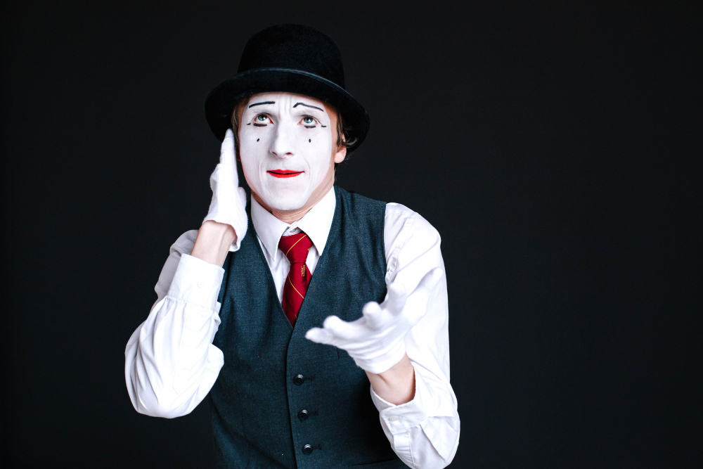 Все о мимах на мероприятия: как выбрать артистов, стоимость, советы по организации. Примеры сцен и интерактивов. Меридеал.