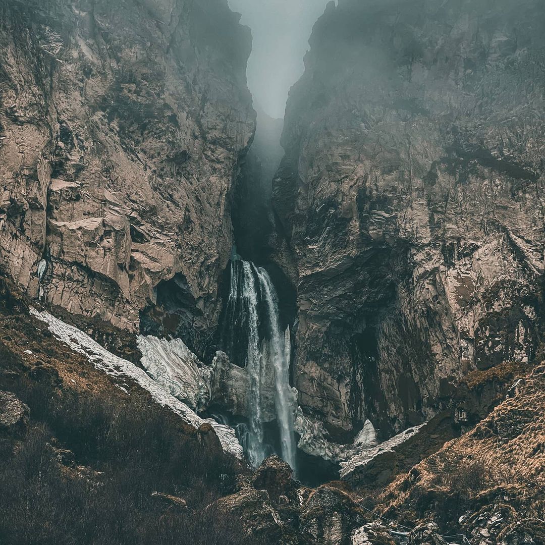 Поход к водопаду Джылы-су